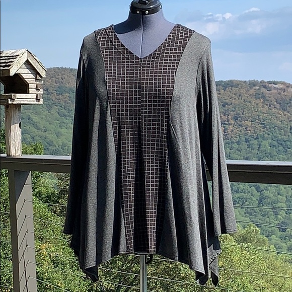 Niche Nilgun Derman Tops - NWOT Niche Nilgun Derman Knit Tunic XL